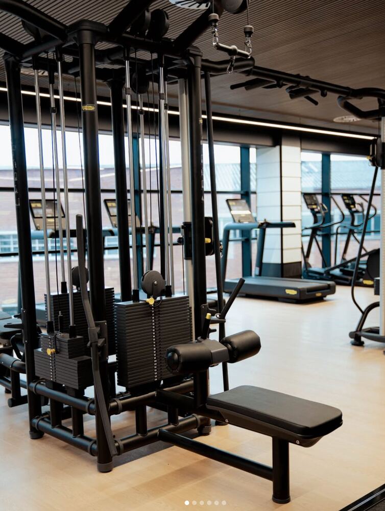Maquinaria Technogym FCV Pádel